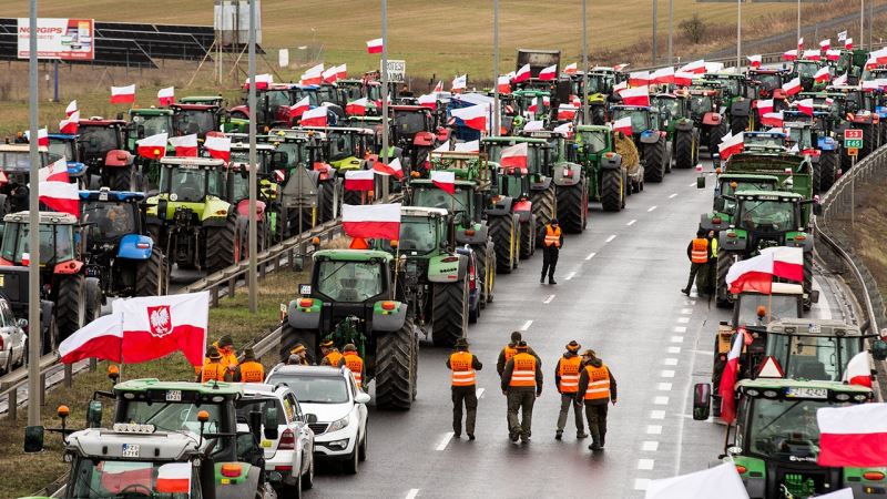 Минэкономики Украины: импорт из Польши упал на 14% из-за протестов фермеров